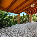 Anthony With 3 Bedroom And Private Pool Near Umag Materada