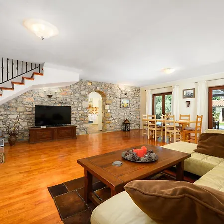 Villa Anthony With 3 Bedroom And Private Pool Near Umag Materada