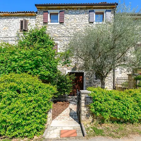 Anthony With 3 Bedroom And Private Pool Near Umag Villa