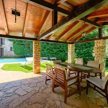 Anthony With 3 Bedroom And Private Pool Near Umag Villa *