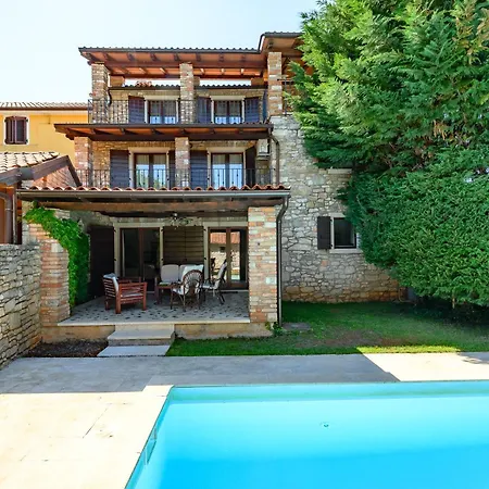 Anthony With 3 Bedroom And Private Pool Near Umag * Materada