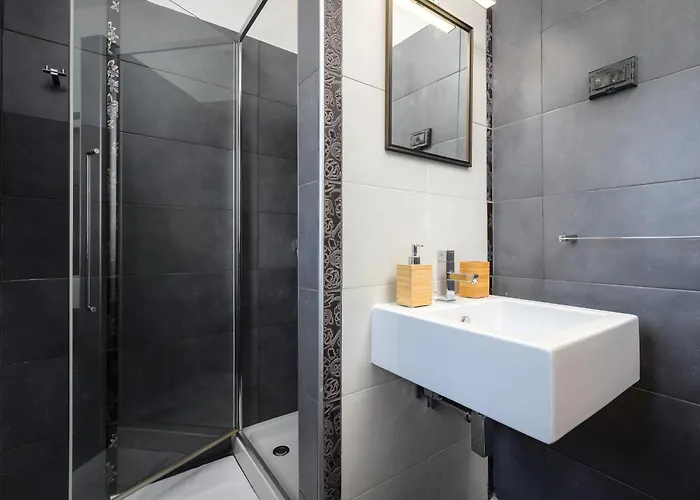 Anthony With 3 Bedroom And Private Pool Near Umag Villa Materada