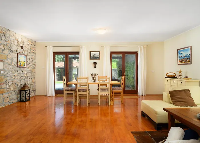 Anthony With 3 Bedroom And Private Pool Near Umag * Materada