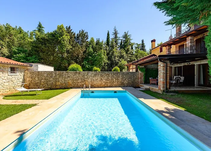 Anthony With 3 Bedroom And Private Pool Near Umag 别墅 Materada