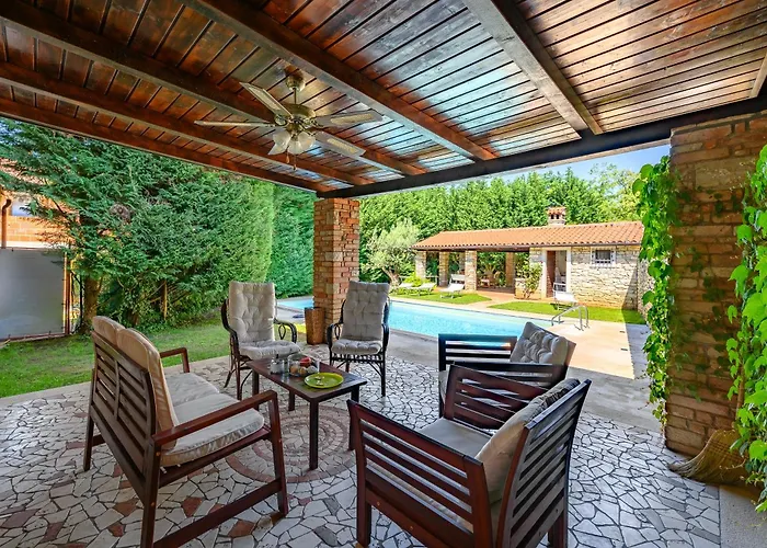 Anthony With 3 Bedroom And Private Pool Near Umag * Materada