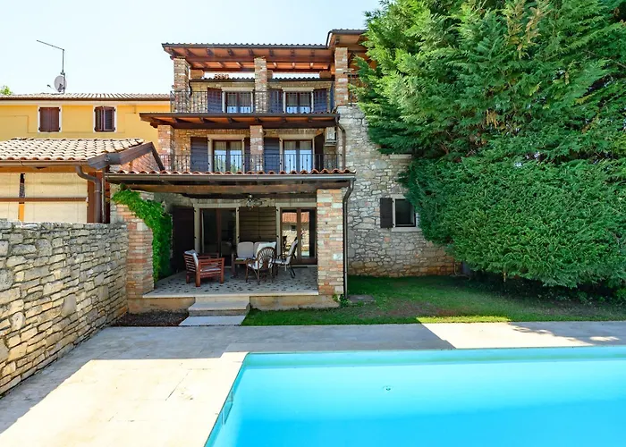 Anthony With 3 Bedroom And Private Pool Near Umag * Materada