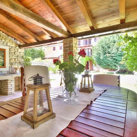 Anthony With 3 Bedroom And Private Pool Near Umag Materada