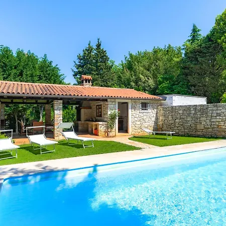 Anthony With 3 Bedroom And Private Pool Near Umag Villa Materada